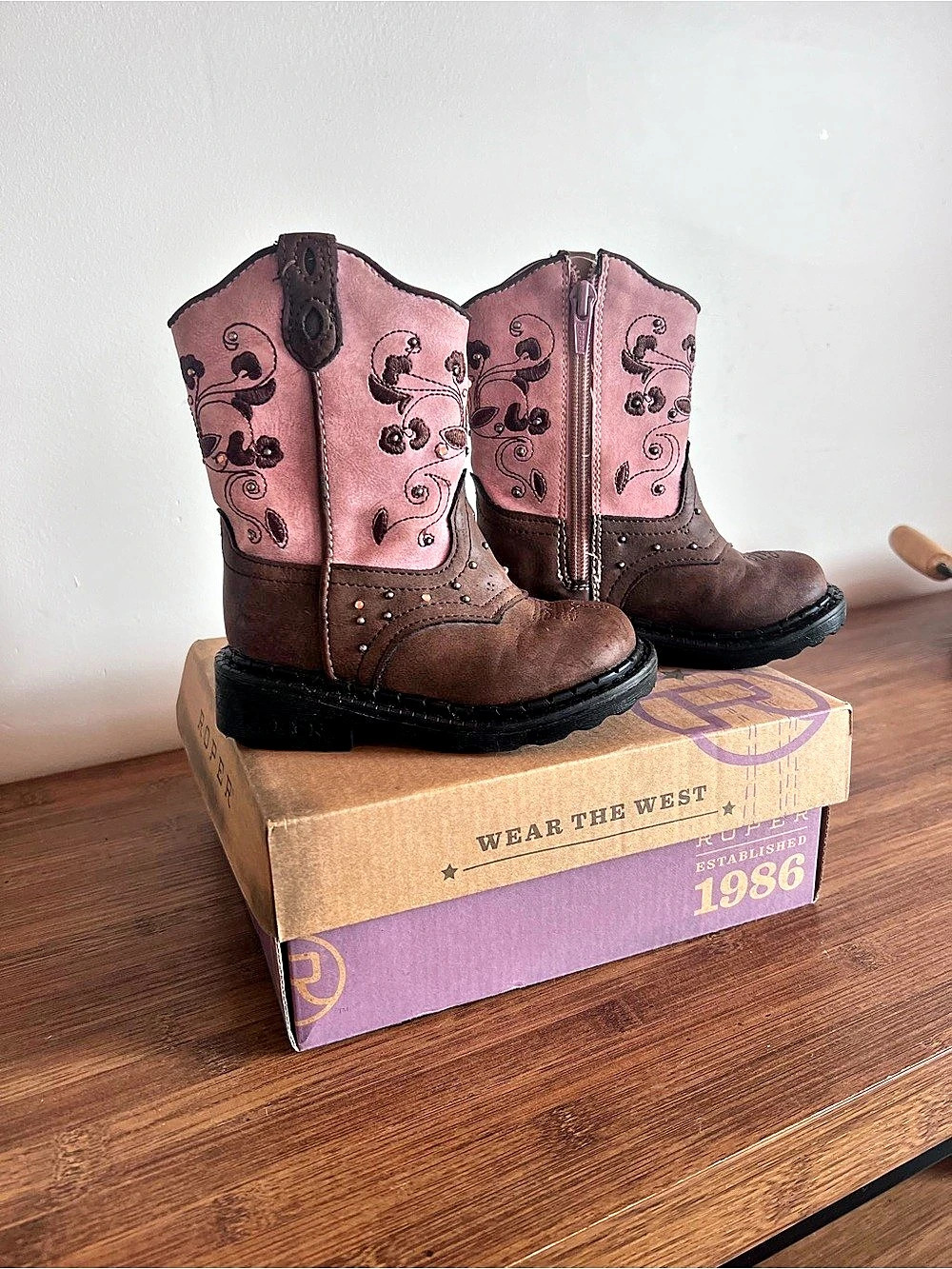 Floral Western Boots in Brown & Pink Like New - Toddler Ropers